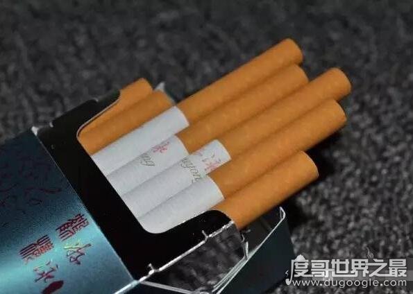 中国最贵的香烟，内部特供游泳香烟一万八一条(是假烟)